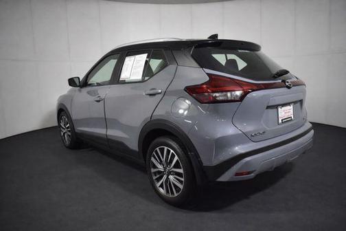 Gray/Super Black 2023 Nissan Kicks SV