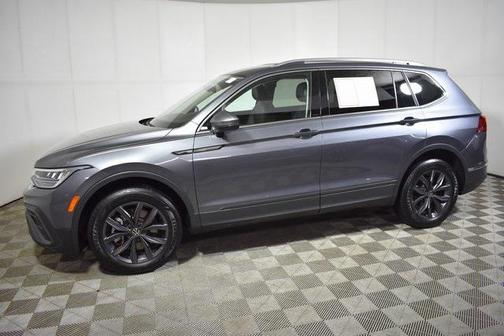 Platinum Gray Metallic 2022 Volkswagen Tiguan 2.0T SE 4MOTION