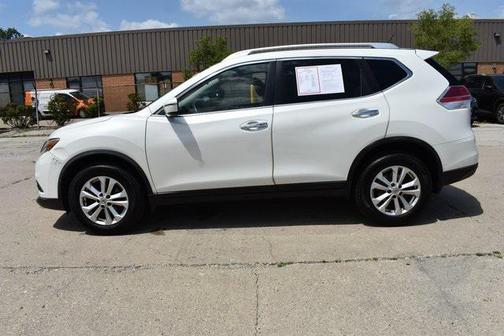 2016 Nissan Rogue SV