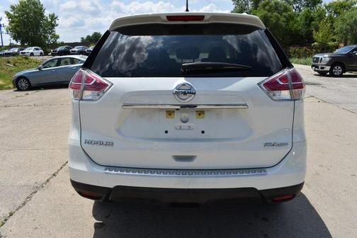 2016 Nissan Rogue SV