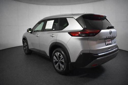 Brilliant Silver Metallic 2023 Nissan Rogue SV