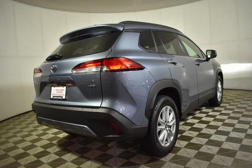 2024 Toyota Corolla Cross LE