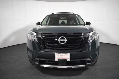 2024 Nissan Pathfinder SL 4WD