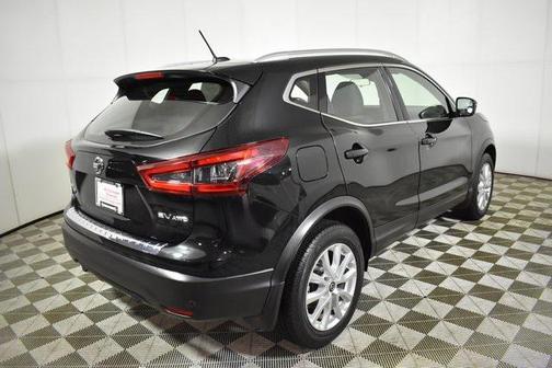 2020 Nissan Rogue Sport SV