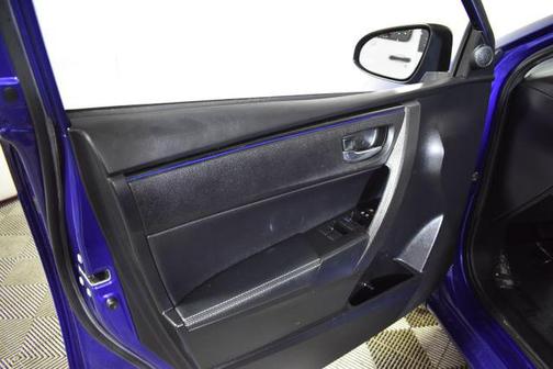 Blue 2018 Toyota Corolla XSE