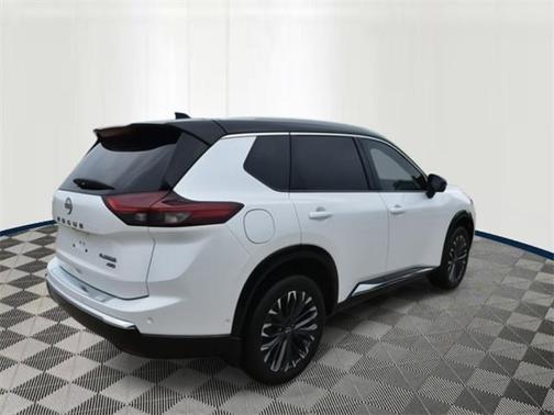 2024 Nissan Rogue Platinum