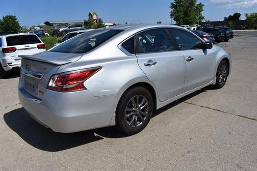 2015 Nissan Altima 2.5 S