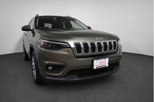 Olive Green Pearlcoat 2019 Jeep Cherokee Latitude Plus