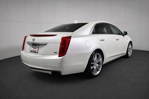 White Diamond Clearcoat 2015 Cadillac XTS Vsport Premium