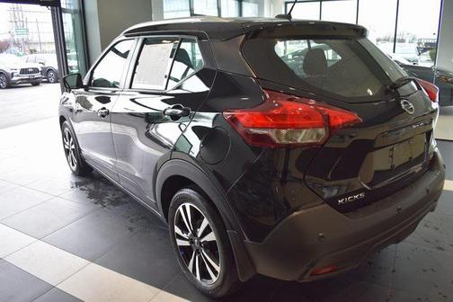 2020 Nissan Kicks SV