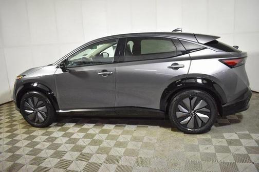 2025 Nissan ARIYA PLATINUM+
