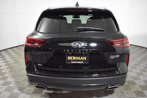 2022 INFINITI QX50 LUXE AWD