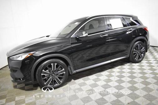 2022 INFINITI QX50 LUXE AWD