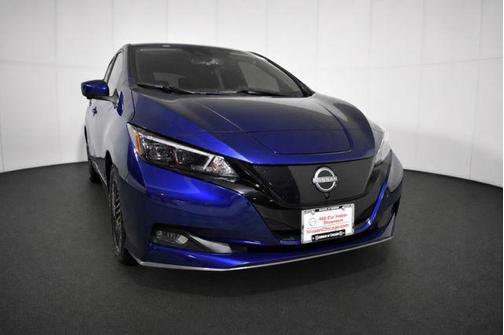 Deep Blue Pearl 2025 Nissan Leaf SV PLUS