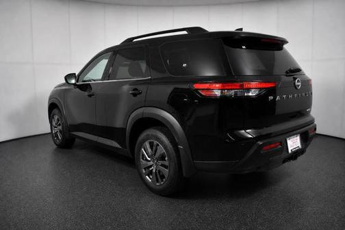 Super Black 2026 Nissan Pathfinder SV