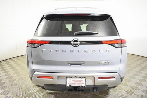 2025 Nissan Pathfinder Platinum 4WD