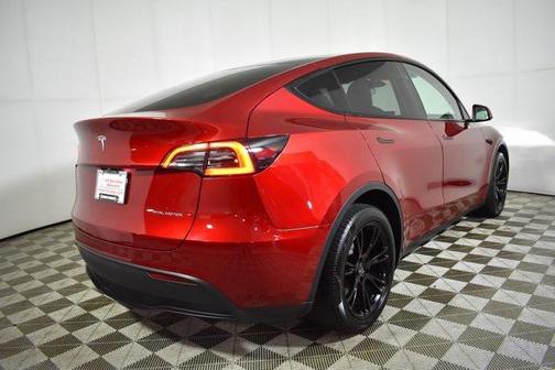 2024 Tesla Model Y Long Range Dual Motor All-Wheel Drive