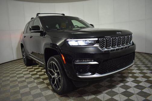 2022 Jeep Grand Cherokee Summit
