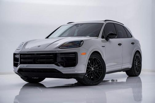 2025 Porsche Cayenne Turbo S