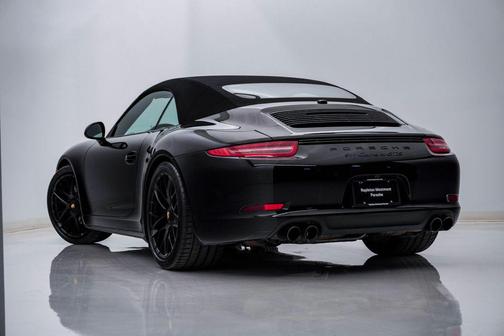 Black 2015 Porsche 911 Carrera GTS