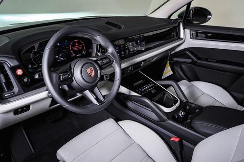 2025 Porsche Cayenne