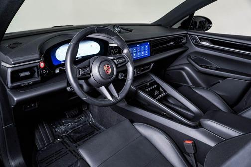 2024 Porsche Macan 4