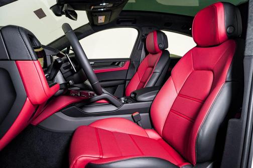 2026 Porsche Cayenne GTS