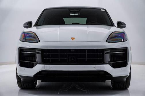 2026 Porsche Cayenne GTS