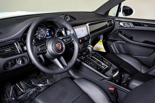 2025 Porsche Macan **PORSCHE CERTIFIED**