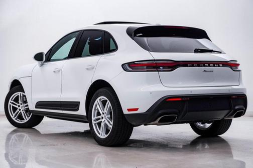 2025 Porsche Macan **PORSCHE CERTIFIED**