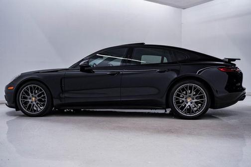 2020 Porsche Panamera 4