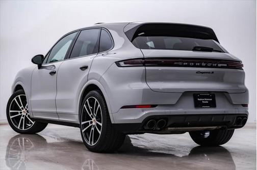 2024 Porsche Cayenne S