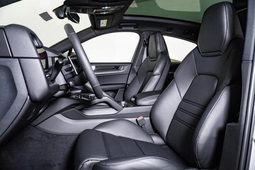 2025 Porsche Cayenne