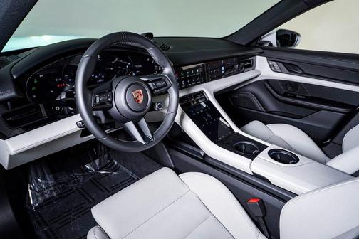 2024 Porsche Taycan 4