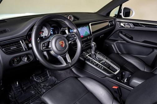 2021 Porsche Macan S