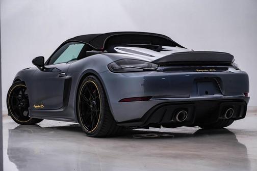 2025 Porsche 718 Spyder RS