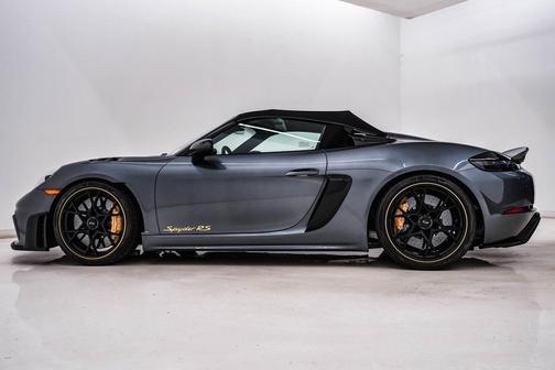 2025 Porsche 718 Spyder RS