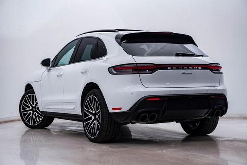 2025 Porsche Macan **PORSCHE CERTIFIED**