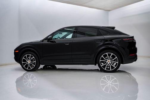 Chromite Black Metallic 2023 Porsche Cayenne Cayenne