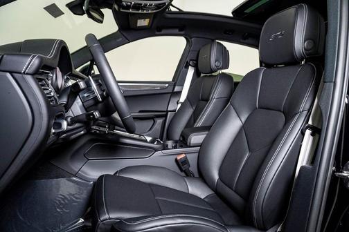 2026 Porsche Macan GTS