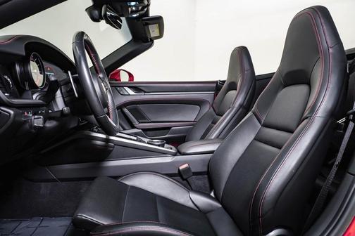 2022 Porsche 911 Carrera 4S