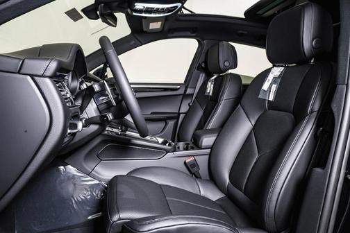 2026 Porsche Macan S