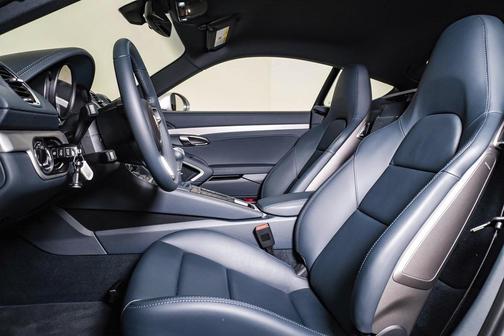2025 Porsche 718 Cayman T