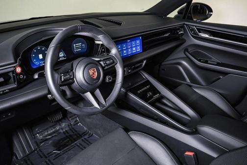 2024 Porsche Macan 4