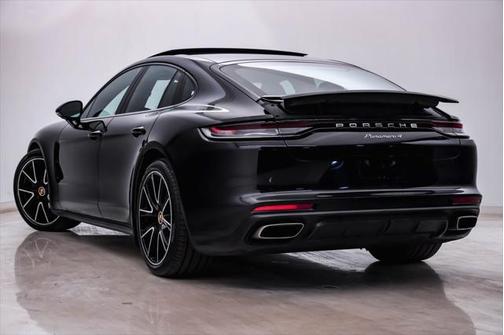 2021 Porsche Panamera 4
