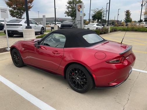 2016 Mazda MX-5 Miata Club
