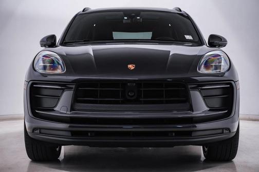 2023 Porsche Macan **PORSCHE CERTIFIED**