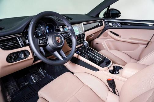 2025 Porsche Macan **PORSCHE CERTIFIED**