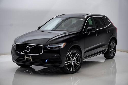Onyx Black Metallic 2019 Volvo XC60 T6 Momentum