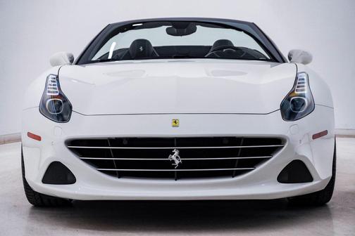 2015 Ferrari California T